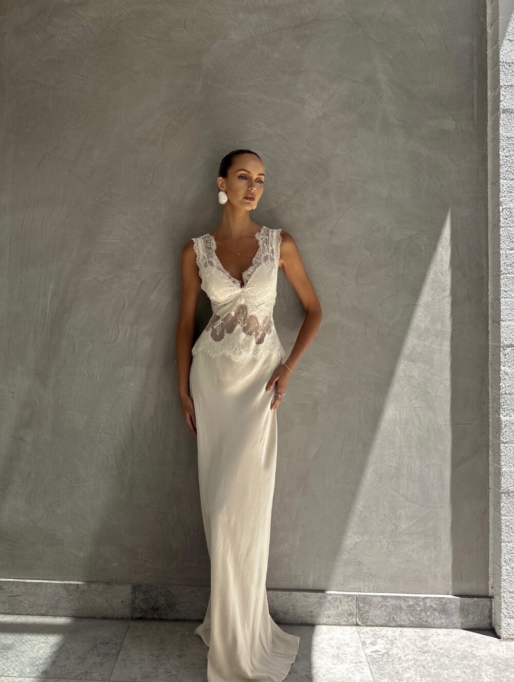 Third Form VISIONS LACE FLOOR LENGTH DRESS | Butter Cream - Picture 7 of 16